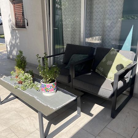 Small House Nea In City Center-With Free Parking PUY Eksteriør bilde
