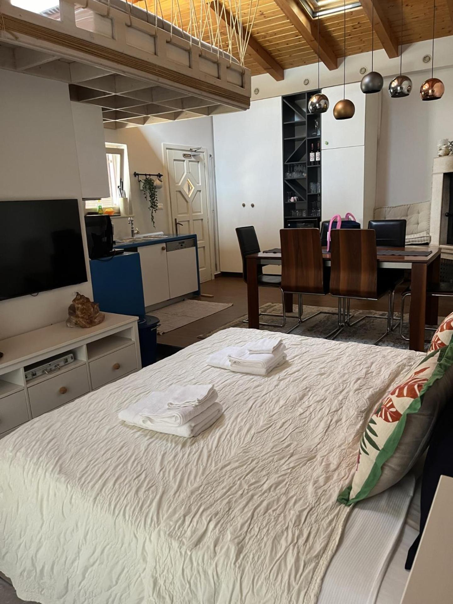 Small House Nea In City Center-With Free Parking PUY Eksteriør bilde